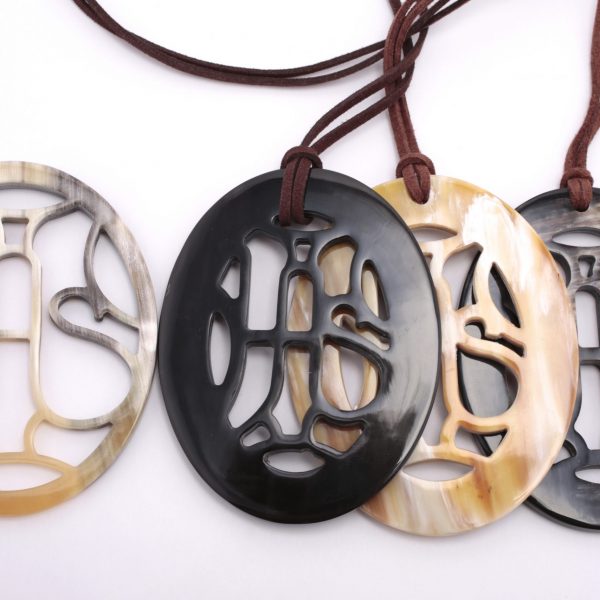 Corne LAS noir sur lien suédine