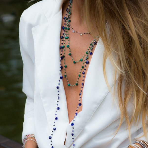 collier argent, émeraude facettée 86 cm