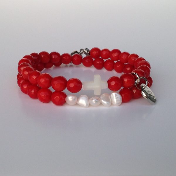 Corail et perle d'eau douce, croix en nacre.