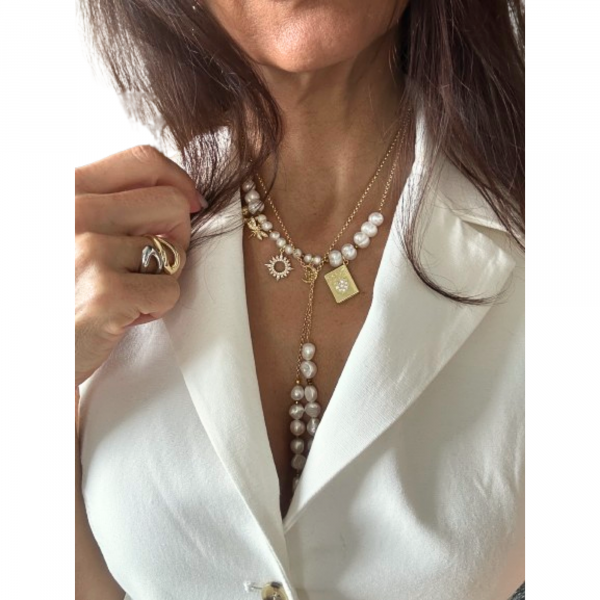 Collier Etreinte lasso en perles de culture et pampilles dorées plaqué or LA SOUL