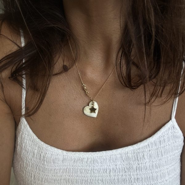 collier cœur en corne naturelle